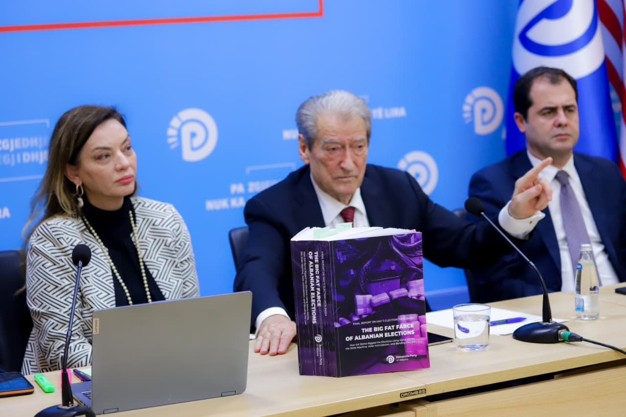  Farsa e madhe e majmur e zgjedhjeve në Shqipëri   Berisha  Mbi 1500 faqe me mbi 2 mijë prova