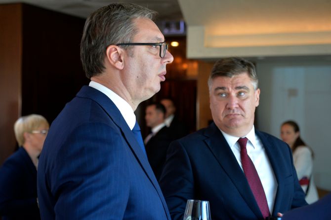 Blerja e raketave CM400 nga Serbia  përplasje mes presidentëve kroat e serb  Milanoviç Vuçiç