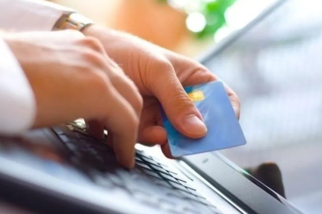 Raporti i OECD  SME të shqiptare digjitalizojnë faturat  por jo biznesin