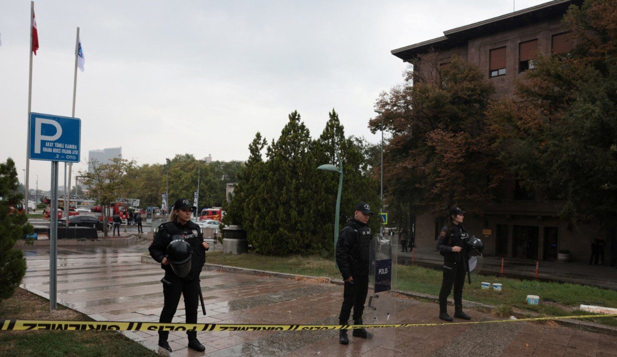 Turqia arreston mbi 200 persona para Samitit të NATO s