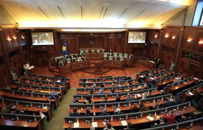 Qeveria miraton nismën e PDK për Gjykatën Speciale  tani kanë ngelur edhe 4 ditë për zgjedhjen e Presidentit